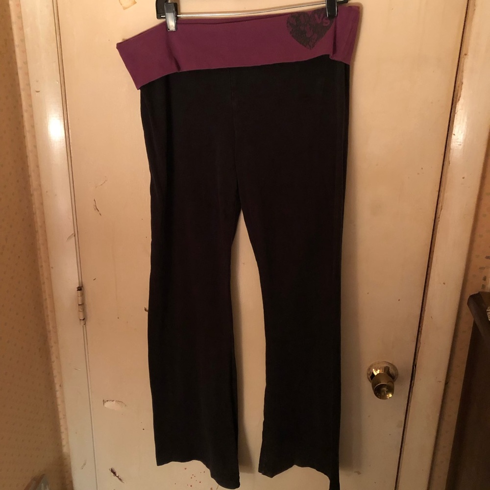 Victoria’s Secret Yoga Pants